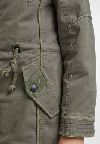 Brandit Winter parka 'Emma' in Green