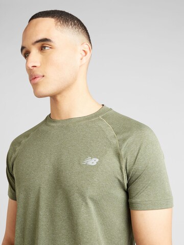 T-Shirt fonctionnel new balance en vert