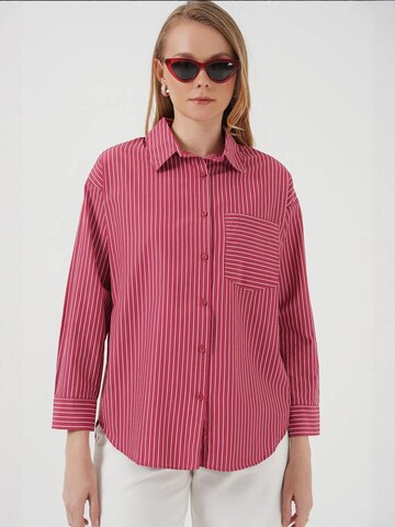 Chemisier Bigdart en rouge : devant