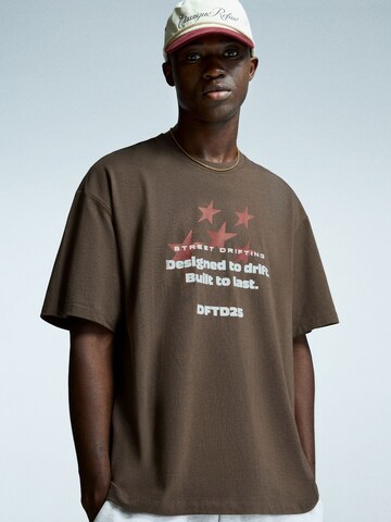 Maglietta di Bershka in marrone: frontale