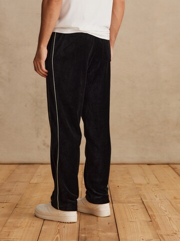 DAN FOX APPAREL Regular Hose 'Leonard' in Schwarz