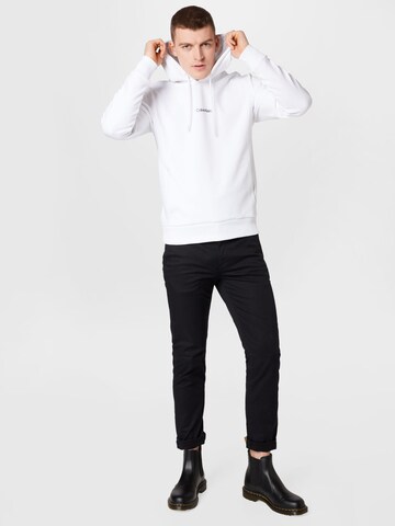 Calvin Klein Regular Sweatshirt in Weiß
