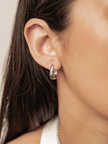 Orecchini 'Bold Dome Hoop' di Hey Happiness in argento