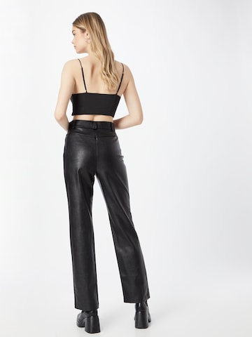 Regular Pantaloni 'CLEO' de la Bardot pe negru