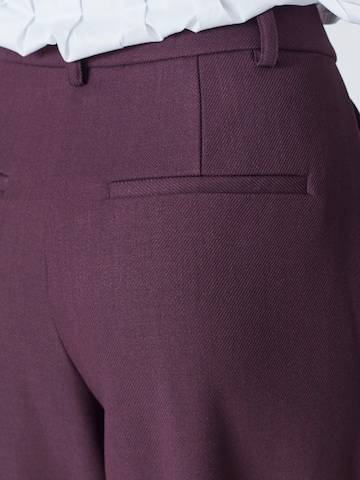 Wide leg Pantaloni con pieghe 'Almira' di co'couture in lilla