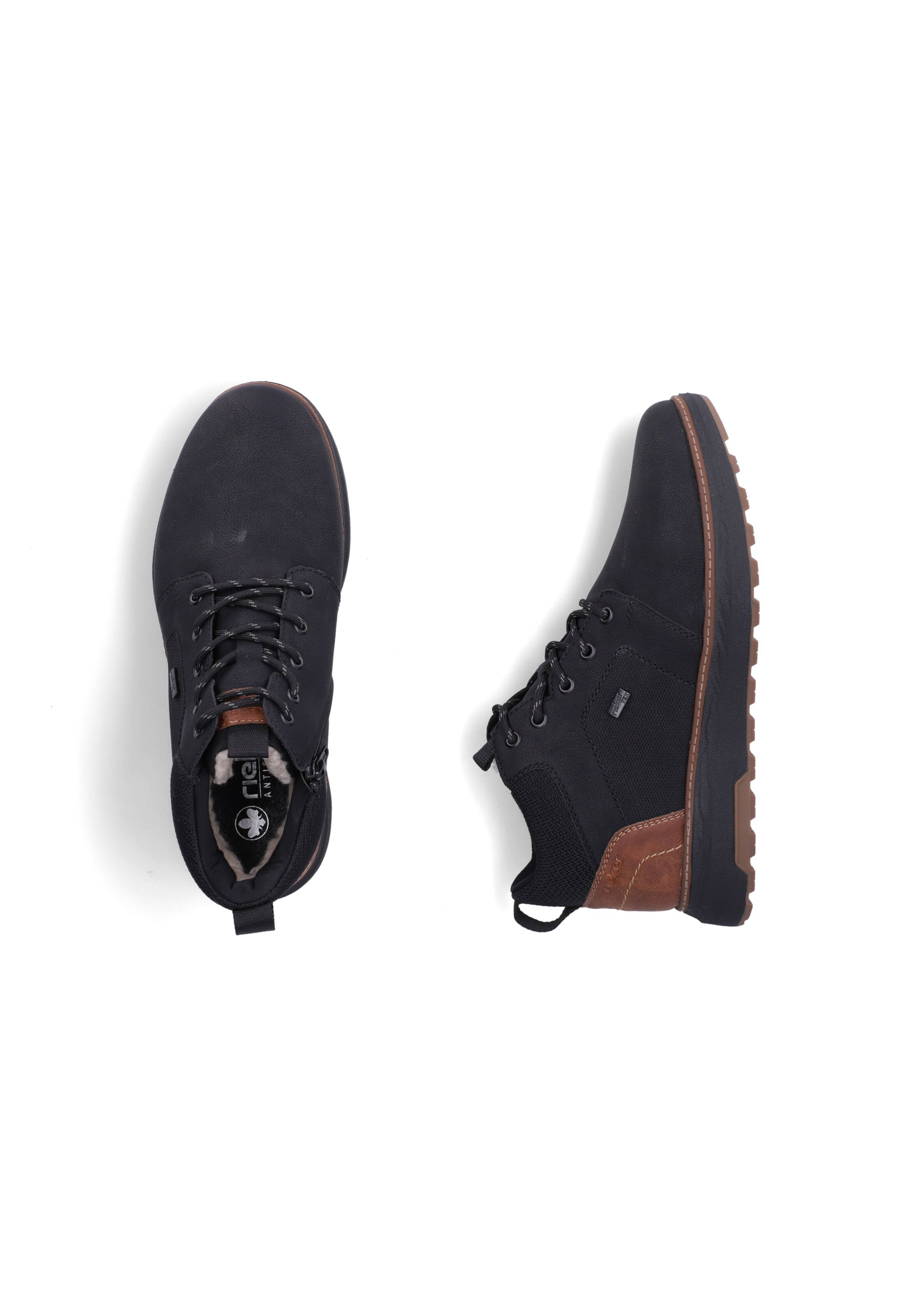 Chaussure à lacets Rieker en noir