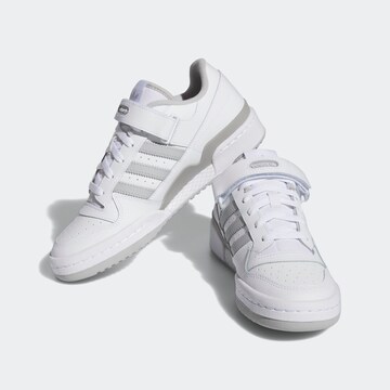 ADIDAS ORIGINALS Sneakers laag 'Forum' in Wit