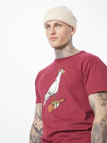 Derbe Shirt 'Sturmmöwe' in Red