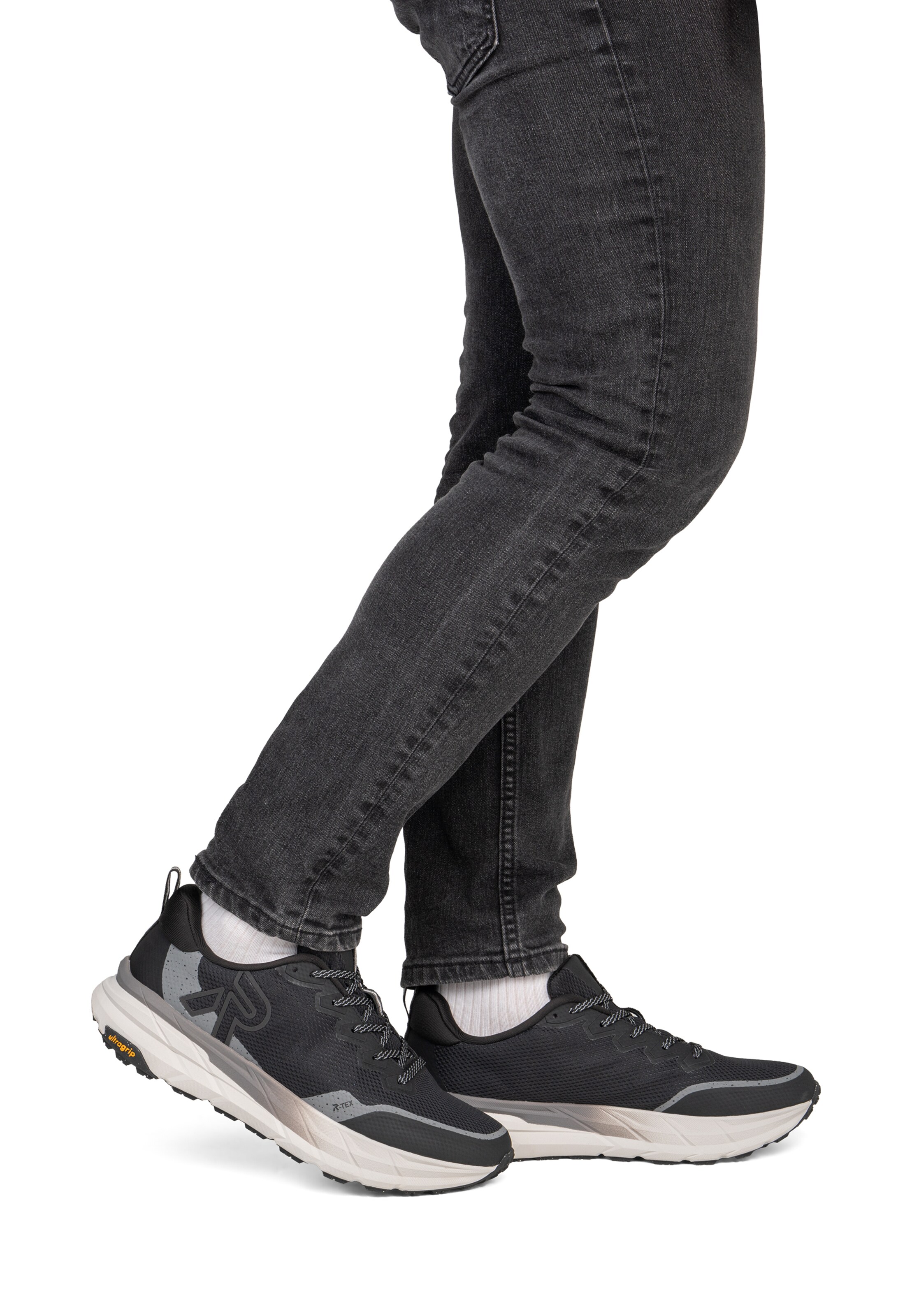 Rieker Sneaker in Schwarz: Vorderseite