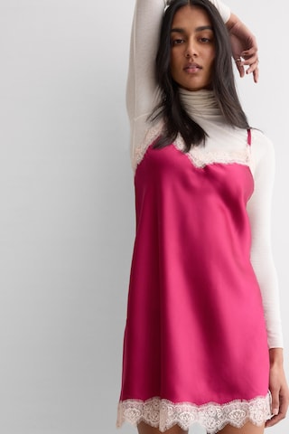 INTIMISSIMI Crotchless Lingerie in Pink: front