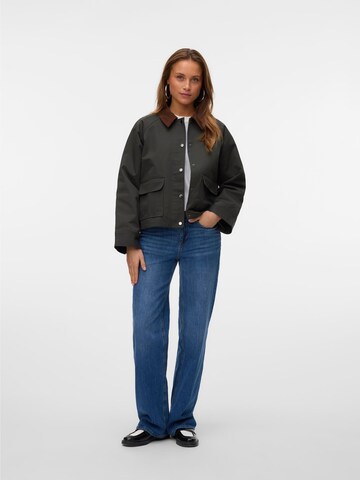 Veste mi-saison VERO MODA en vert