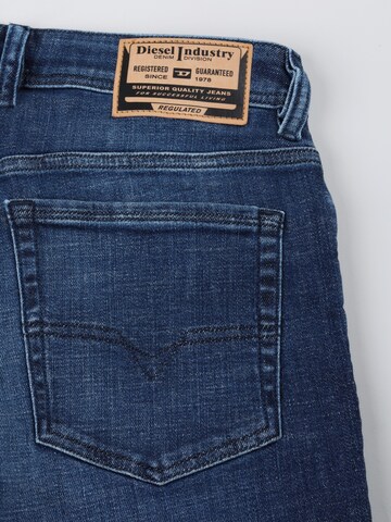 DIESEL Skinny Jeans 'TROXER' in Blauw