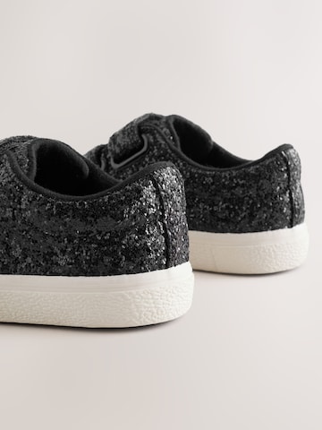 Sneaker di Next in nero