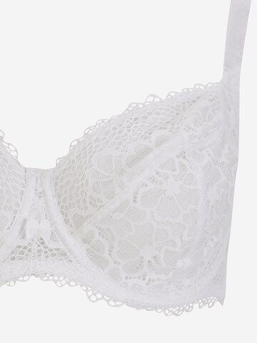 Invisible Soutien-gorge 'DAWNA' ESPRIT en blanc