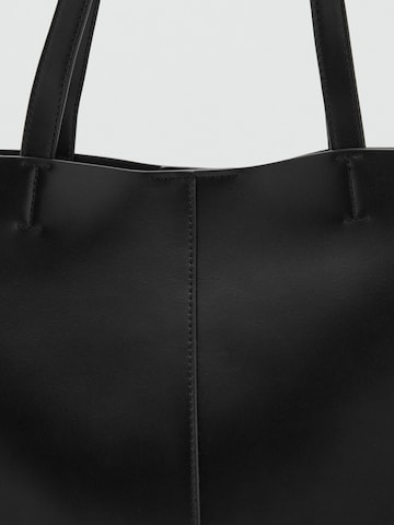 MANGO "Чанта тип ""Shopper""" 'MANU' в черно