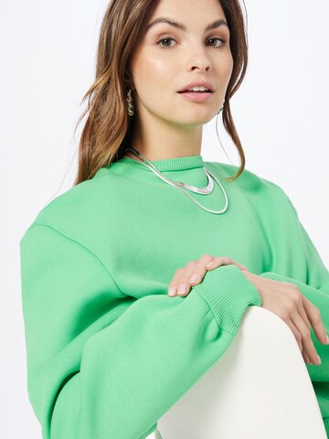 NA-KD Sweatshirt 'Josefine' in Green