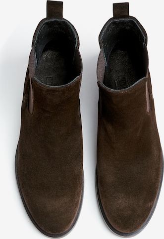 LLOYD Chelsea Boots in Brown