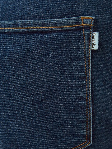 Bershka Skinny Jeans pajkice | modra barva