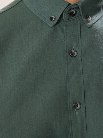 Trendyol Regular fit Button Up Shirt in Green