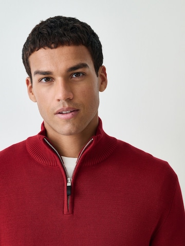 Next Pullover in Rot