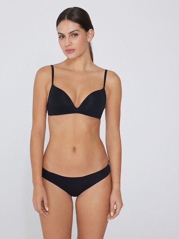 Tezenis Thong in Black