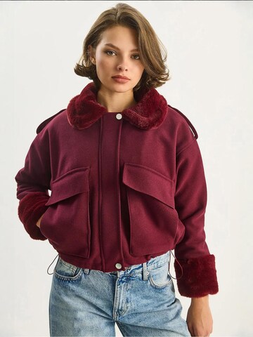 Bianco Lucci Tussenjas in Rood