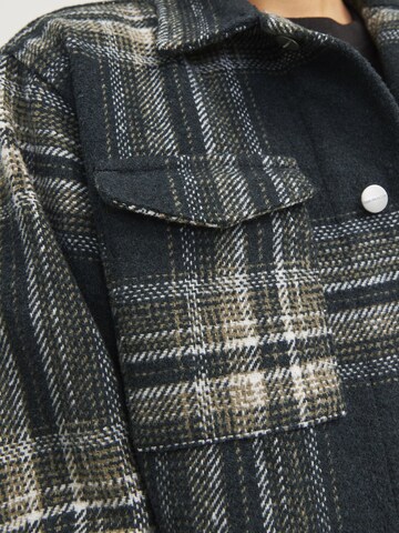 Jack & Jones Junior Regular fit Button up shirt in Grey