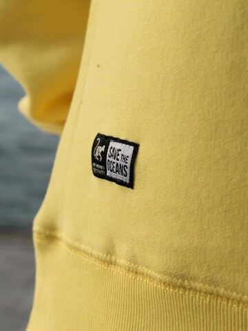Surf Monkey Sweatshirt‌‌‌‌‌‌ in Gelb