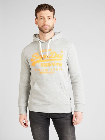 Sweat-shirt Superdry en gris : devant