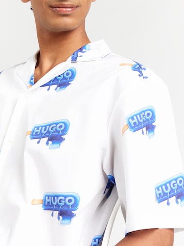 balta HUGO Patogus modelis Marškiniai 'Eligino'