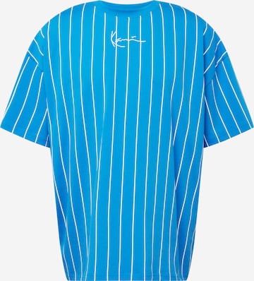 Tricou 'Pinstripe' de la Karl Kani pe albastru: față