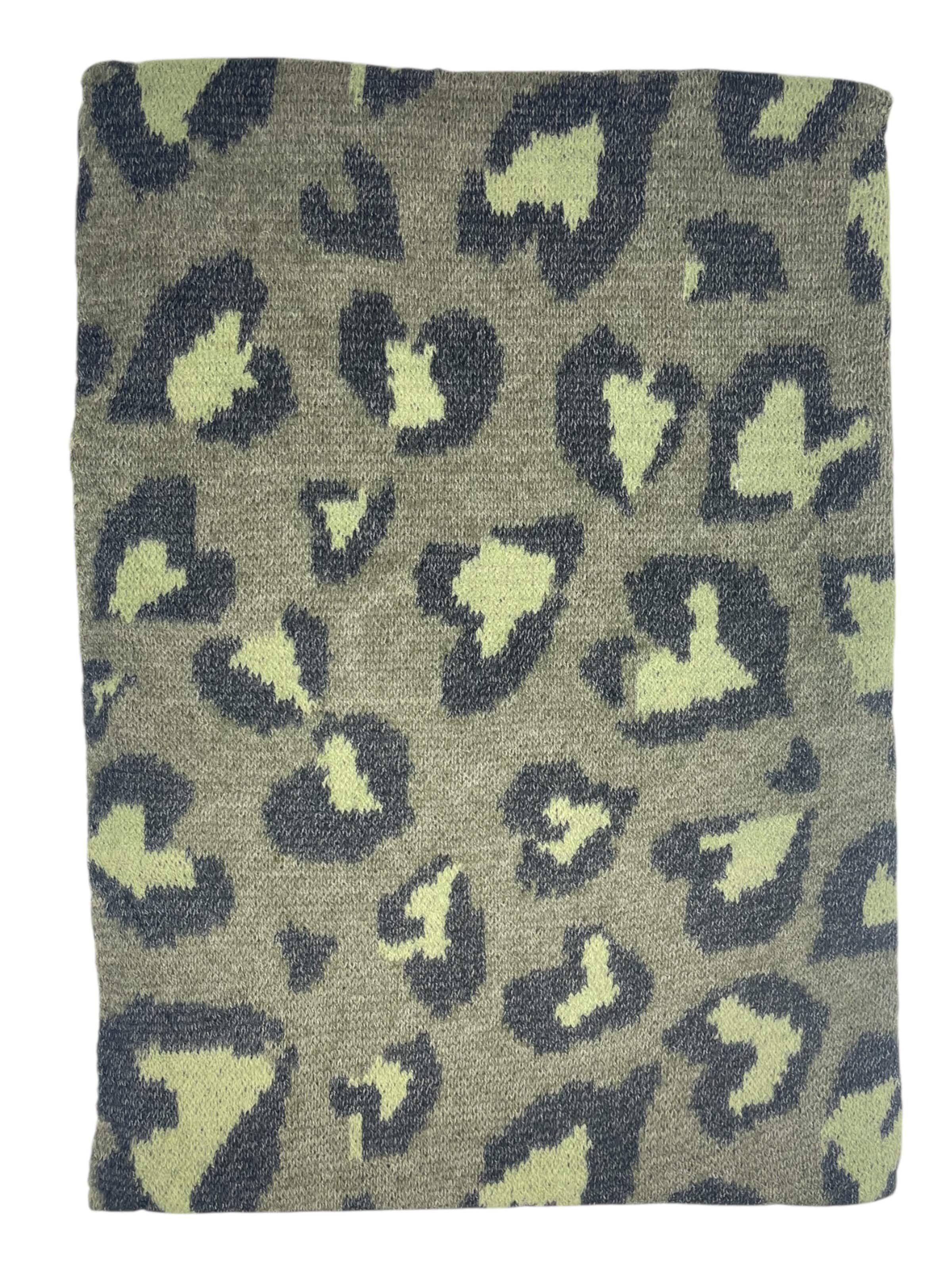 Kumixi Scarf 'Leo' in Green