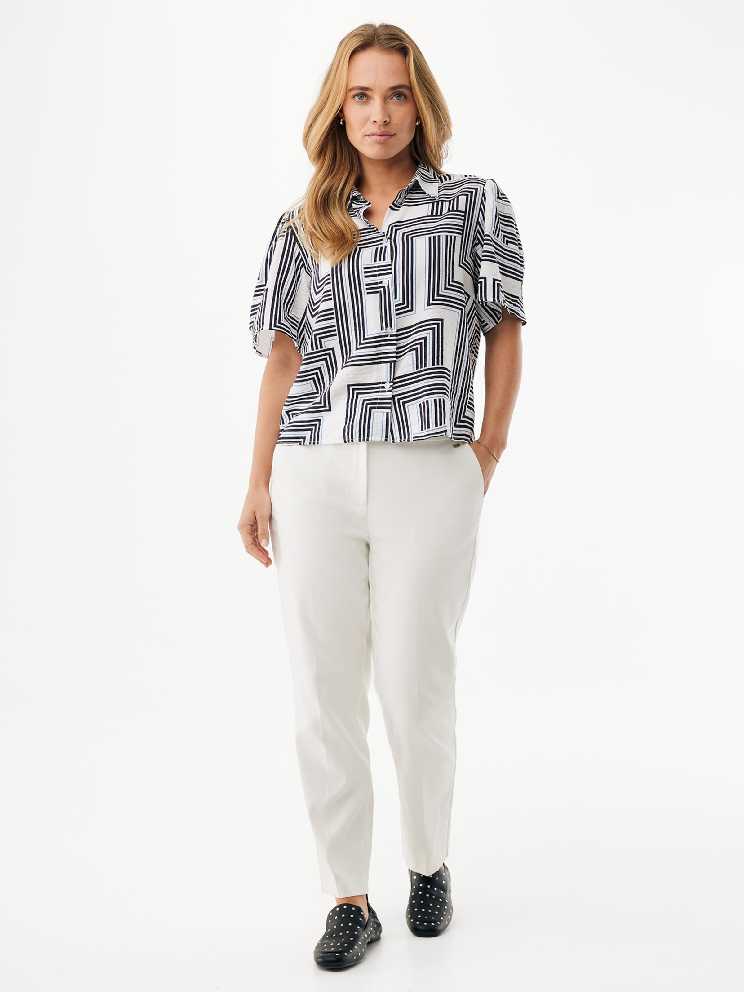 Effilé Pantalon MEXX en blanc : devant