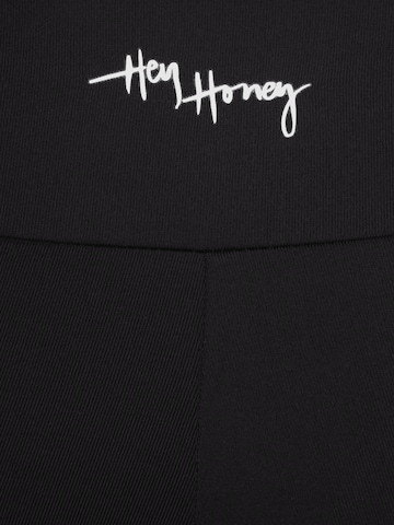 Hey HoneySkinny Sportske hlače - crna boja