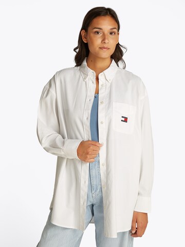 Coupe regular Chemisier Tommy Jeans en blanc : devant
