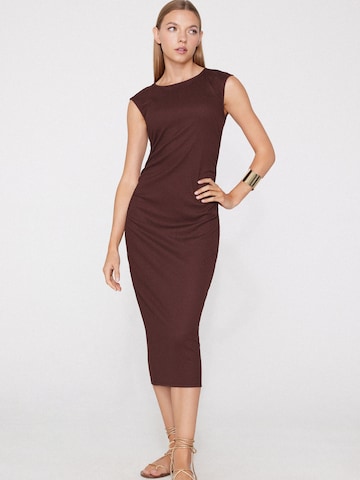 Tezenis Dress in Brown: front