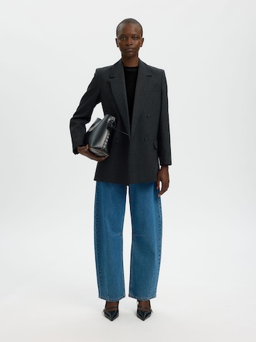 T-shirt 'SLWESSENTIAL' SELECTED en noir