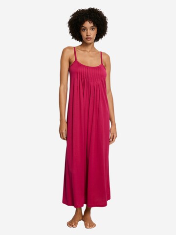 Hanro Nightgown 'Juliet' in Red