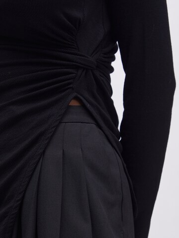 EDITED - Camiseta 'Anthea' en negro