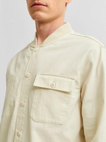 Veste mi-saison SELECTED HOMME en blanc