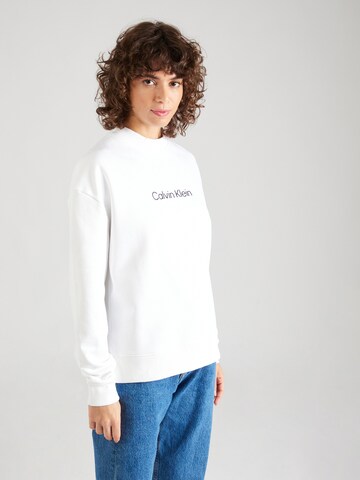 Calvin Klein Sweatshirt 'Hero' in Wit: voorkant