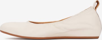 Kazar - Bailarina en blanco: frente