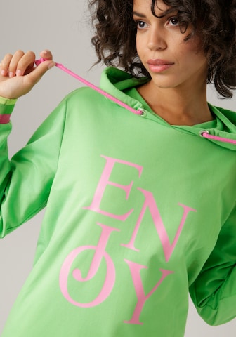 Aniston CASUAL Sweatshirt in Grün