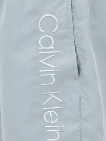 pilka Calvin Klein Swimwear Maudymosi trumpikės