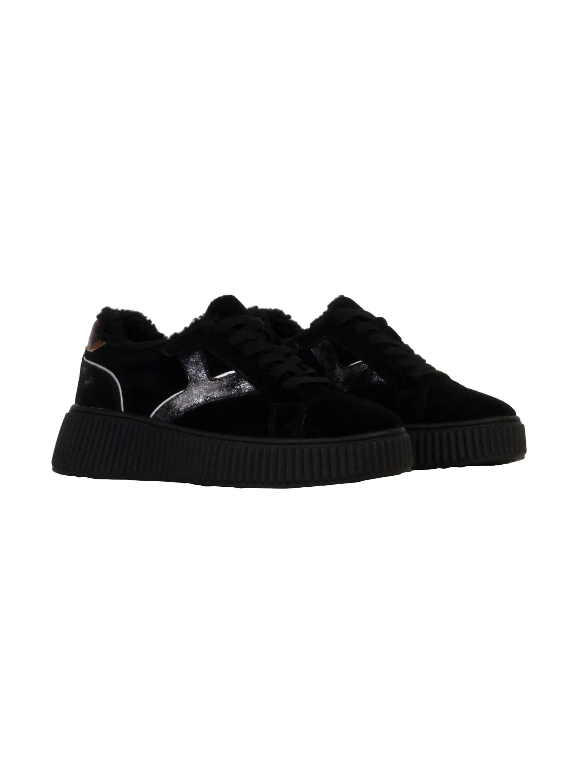 Chaussure de sport à lacets 'Alénoa-Sneaker aus Leder' The Divine Factory en noir