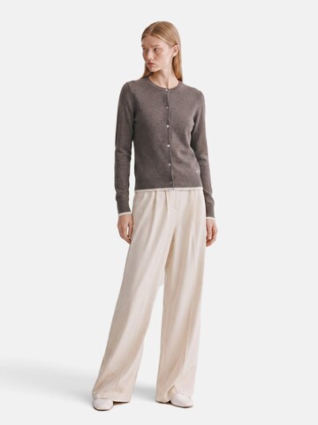 Dine'n'Dance Gebreid vest 'Caya' in Bruin: voorkant