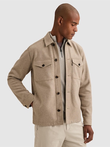 VANGUARD Regular Fit Skjorte 'Overshirt with button closure and chest pockets' i grå: forside