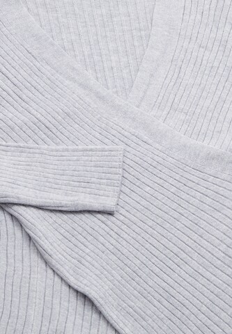 EUCALY - Pullover em cinzento
