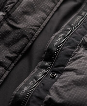 Superdry Wintermantel in Grijs