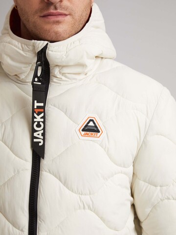 JACK1T Outdoorjas ' ORB1T Steppjacke ' in Wit